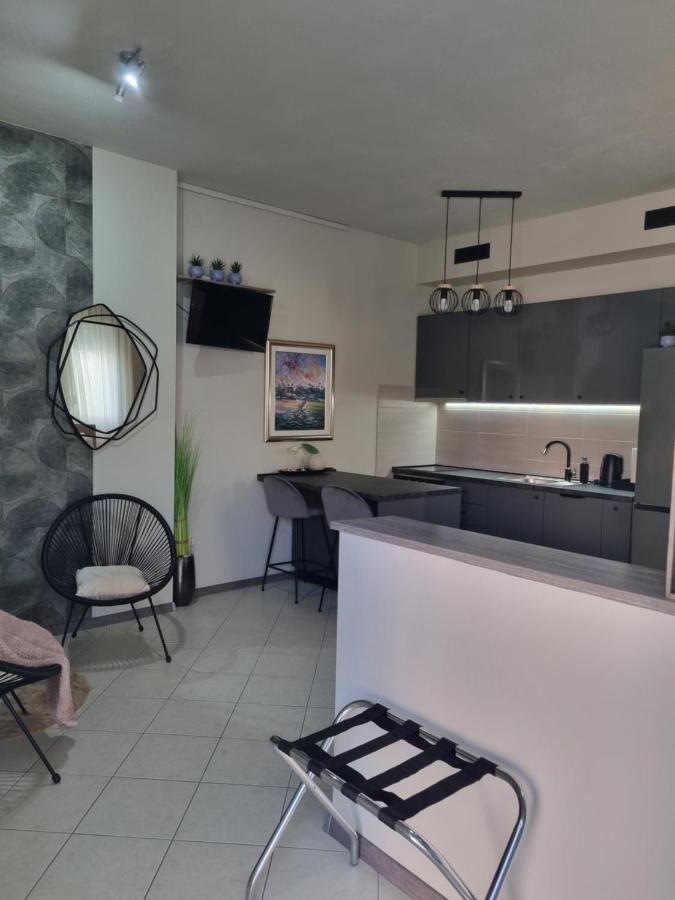 Onlystudio With Free Parking Zadar Exterior foto