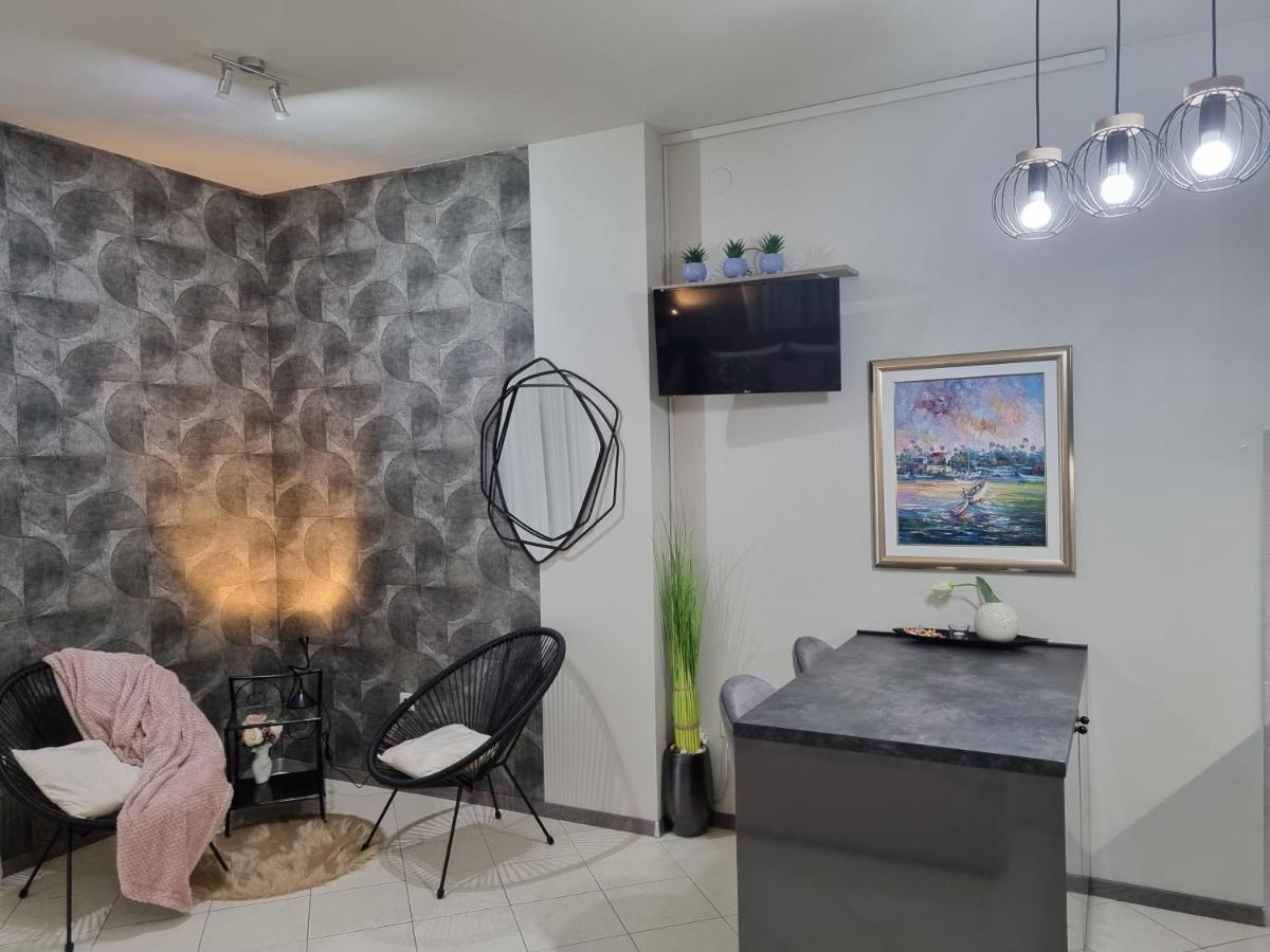 Onlystudio With Free Parking Zadar Exterior foto